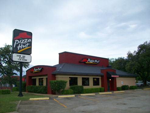 Pizza Hut Brady photo